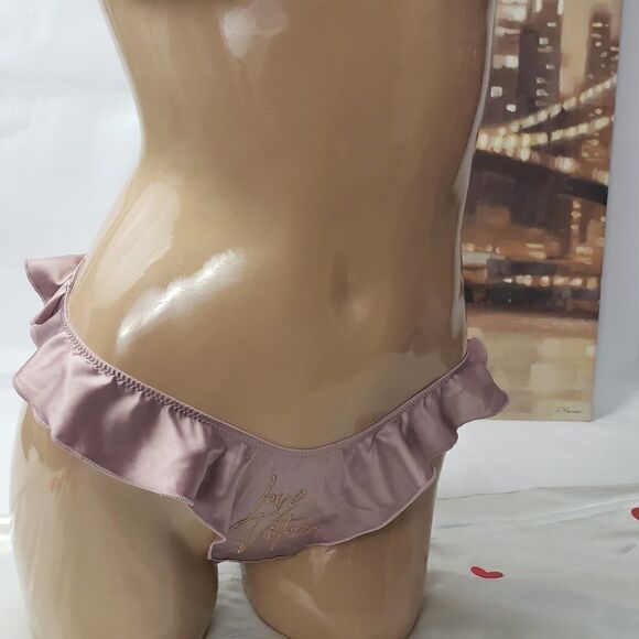 VS Champagne Gold Embroidery Frech Cut Sexy THONG - Picture 1 of 4